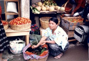 woman-in-coban-guatemala-food-market