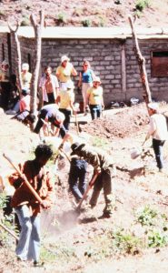 wiotness-for-peace-visitors-helping-build-a-health-clinic-nicaragua-photo-from-alma-blount