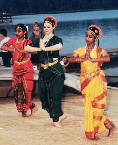 Indian dancers (3)